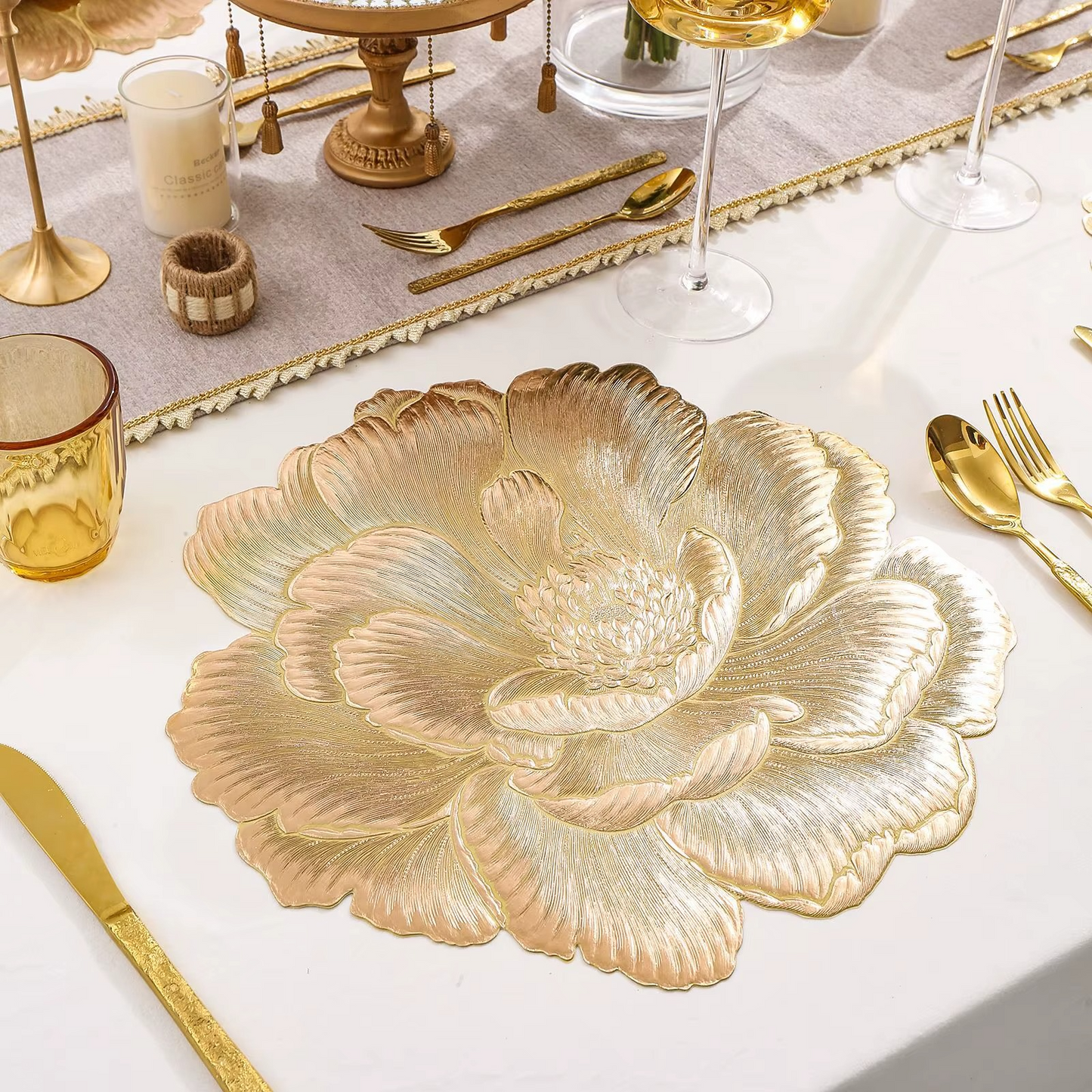 6pc Luxurious Gold table Mats set, Floral, Rectangular and Round.