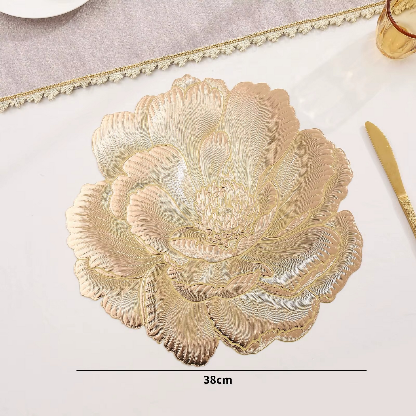 6pc Luxurious Gold table Mats set, Floral, Rectangular and Round.